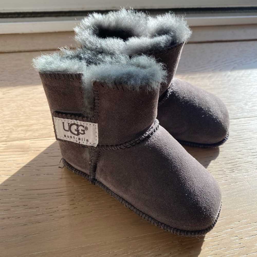 UGG Kids Baby Girl’s Erin Charcoal Slipper